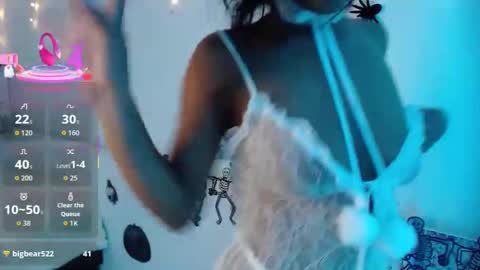 Snapshot of leilaebony_ chatting on October 8, 5:06 pm leilaebony_ online show from October 8, 5:06 pm