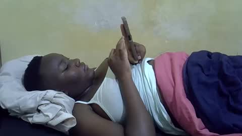 leilah_cute19 online show from April 29, 7:52 pm