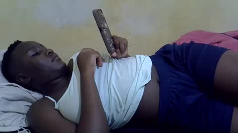 leilah_cute19 online show from April 29, 12:19 pm