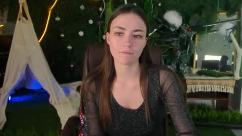 Leila Rai online show from February 18, 2:38 pm