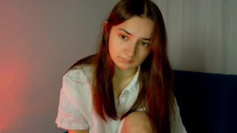 Lelia online show from October 19, 2:30 pm