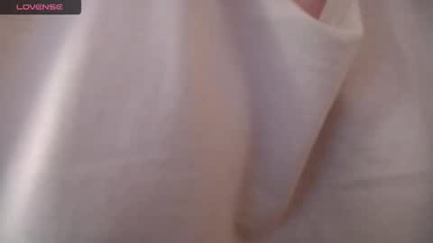 lenagolden online show from February 4, 10:29 am