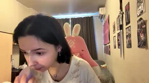 Kate online show from March 19, 9:35 am