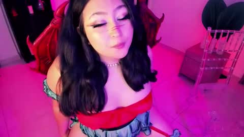 Lenna Kang online show from November 28, 8:56 pm