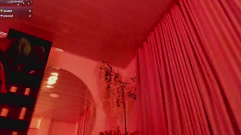 Lenna Kang online show from March 10, 5:07 pm