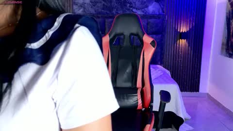 lenna_s online show from November 25, 11:16 pm