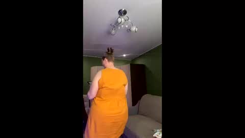 Leona tracie online show from June 7, 7:37 am