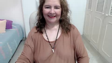 leonela   online show from July 28, 10:31 pm