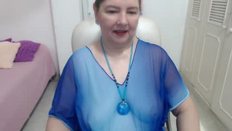 leonela   online show from July 6, 10:34 pm