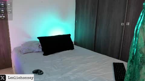 Telegram lesliehonney online show from April 21, 3:08 pm