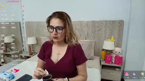 Lesly Santodomingo online show from July 30, 11:22 am