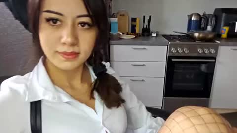 Emily online show from June 26, 11:11 am
