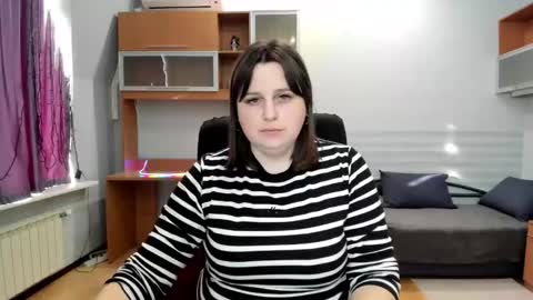 Naomi online show from February 10, 7:00 am