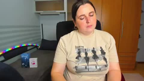 Naomi online show from June 28, 5:58 am