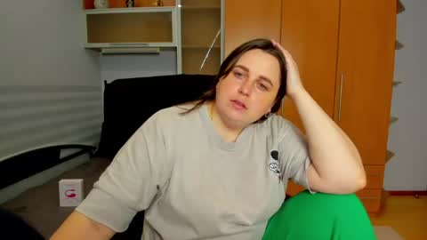 Naomi online show from June 5, 6:52 am