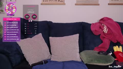 Snapshot of lex_taylor chatting on January 31, 5:53 pm Lex online show from January 31, 5:53 pm