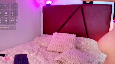 Lexi Howard  online show from June 13, 6:11 am
