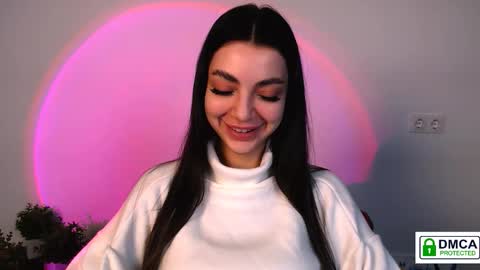 Alexia online show from November 8, 1:27 pm