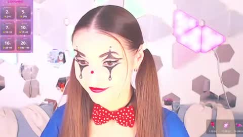 Alexia online show from July 29, 9:15 pm