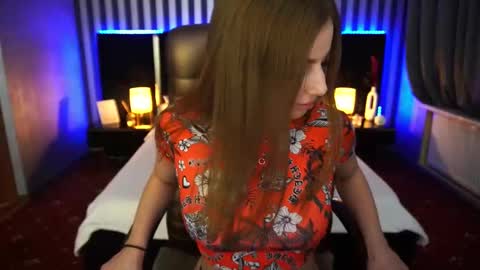 Snapshot of lexi_si chatting on February 17, 9:00 pm lexi_si online show from February 17, 9:00 pm