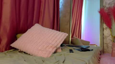 LEXXY online show from May 14, 5:13 am