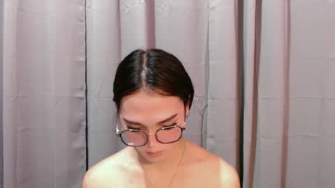 lexibabe_ online show from June 27, 12:22 pm