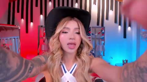 Lexie  online show from July 3, 7:42 pm