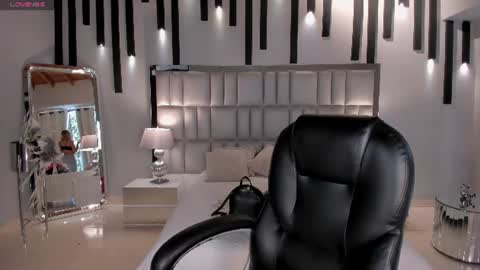 Lexie  online show from June 25, 7:26 pm