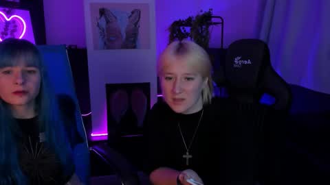 Snapshot of lexiwenford chatting on September 19, 6:34 am Lexi Wenford NO NUDE GODDESS online show from September 19, 6:34 am