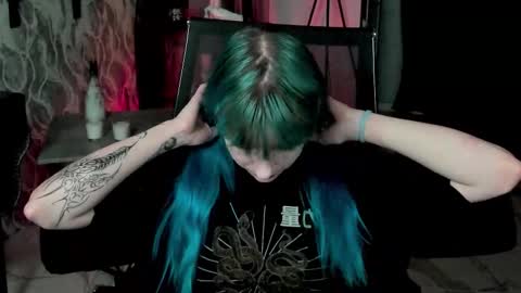 Snapshot of lexiwenford chatting on October 10, 3:33 am Lexi Wenford NO NUDE GODDESS online show from October 10, 3:33 am