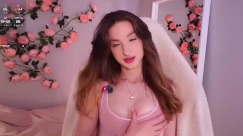 Lexy  online show from August 4, 9:10 pm