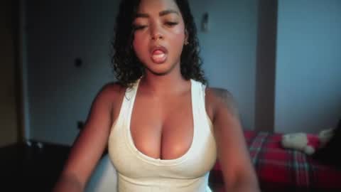 LEXY - Independent account online show from July 13, 2:07 pm