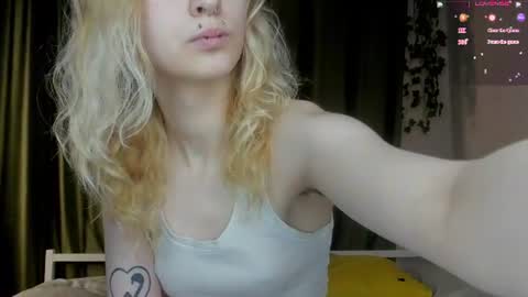 Lexy online show from June 14, 4:07 pm