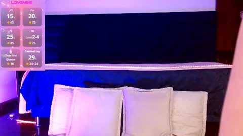 lexyblaze_ online show from July 3, 11:27 am