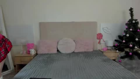 lexyfuun online show from December 15, 7:19 pm