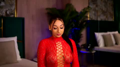 Snapshot of leyaleigh chatting on October 29, 9:35 am Ley online show from October 29, 9:35 am