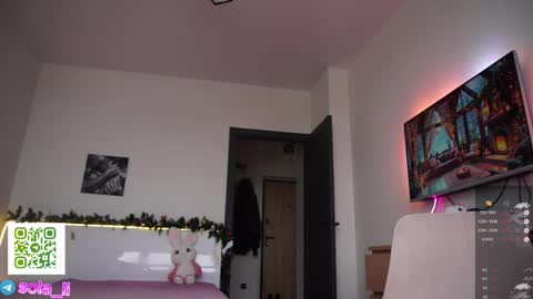 Leyla ly Ill be here Tuesday Thursday Friday Saturday Sunday online show from December 15, 4:07 am