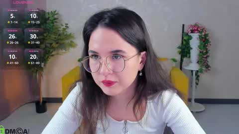 leylamirage online show from February 18, 4:33 am