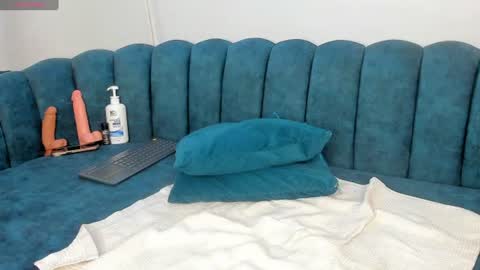 Leyla online show from June 17, 7:48 pm