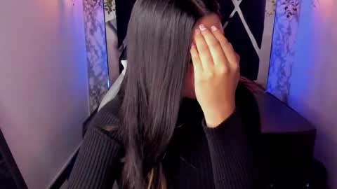 Snapshot of lia_14_ chatting on January 17, 11:27 am Lia online show from January 17, 11:27 am