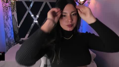 Snapshot of lia_14_ chatting on January 4, 11:33 am Lia online show from January 4, 11:33 am