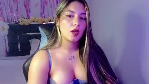 Snapshot of lia_14_ chatting on October 2, 9:09 pm Lia online show from October 2, 9:09 pm