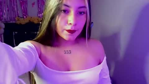 Snapshot of lia_14_ chatting on October 8, 11:31 pm Lia online show from October 8, 11:31 pm