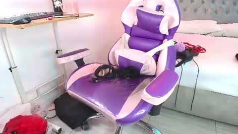 Lia  online show from June 26, 4:47 am