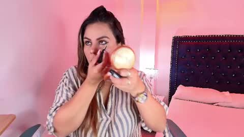Lia  online show from August 2, 3:53 am