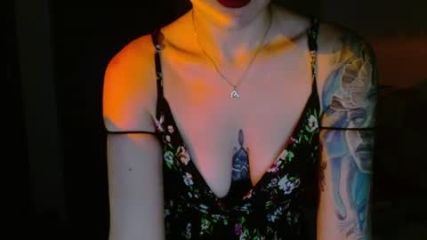 liliana online show from June 25, 6:29 am