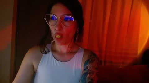 liliana online show from August 4, 5:57 am