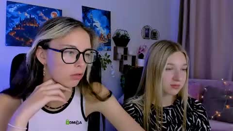 lia_dream_ online show from July 28, 9:07 am
