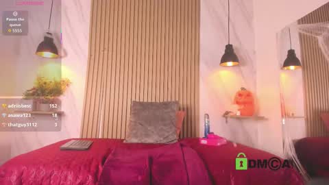 lia_harper_ online show from October 24, 10:06 pm