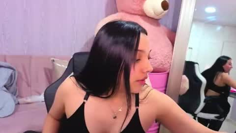 lia_harper_t online show from July 14, 3:11 am